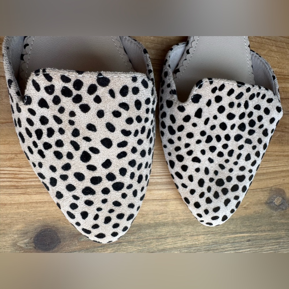 Isaac Mizrahi D’Orsay Black and Tan Spotted Cheetah Print Flats Sz 9.5 - Picture 6 of 9